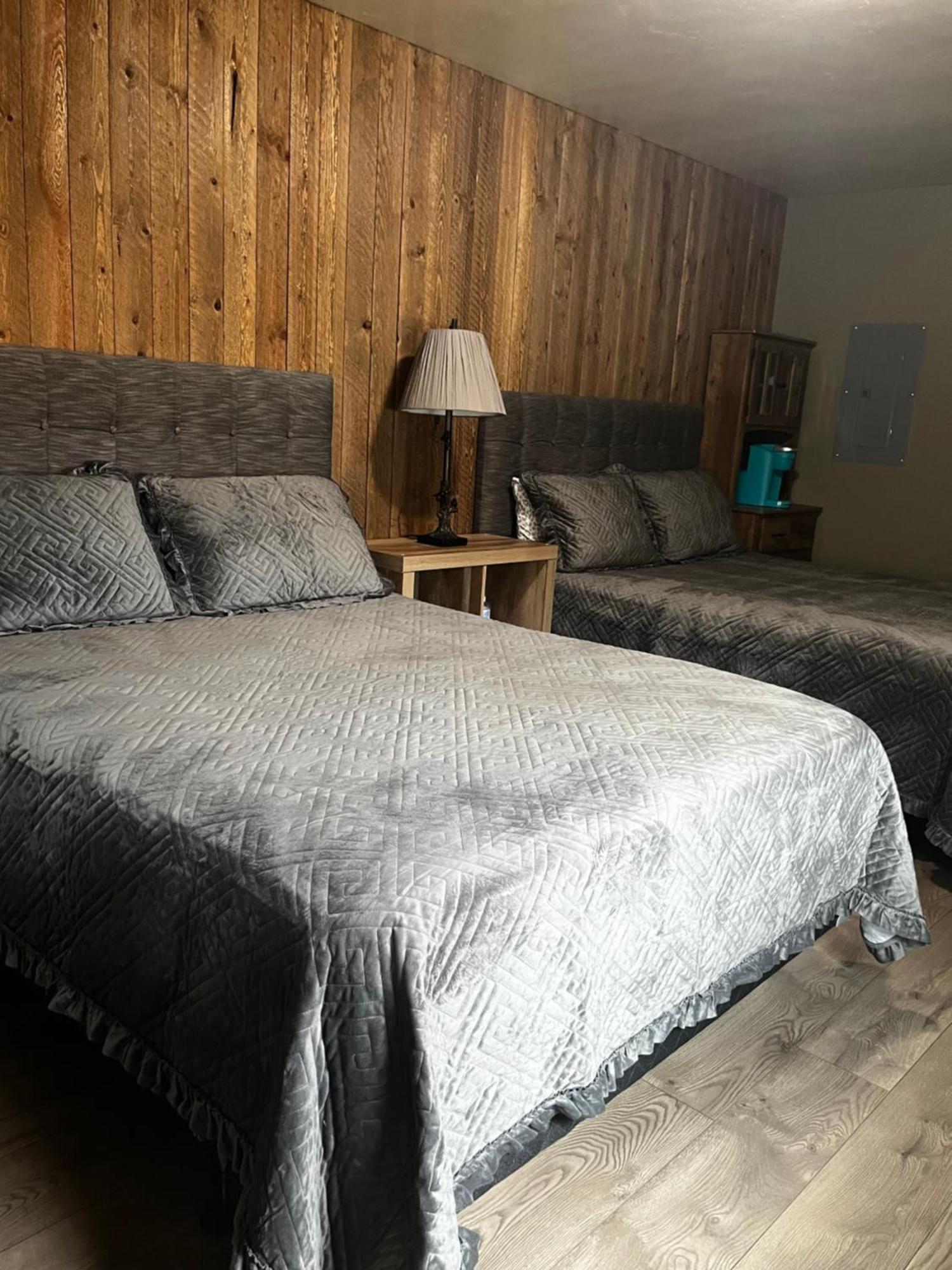 Parkway Yellowstone Guest House Room #1 Gardiner Exteriör bild
